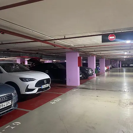 Sofia Holiday-150 M From Arenal And Free Parking アパート カルプ