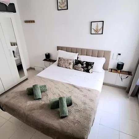 アパート Sofia Holiday-150 M From Arenal And Free Parking *