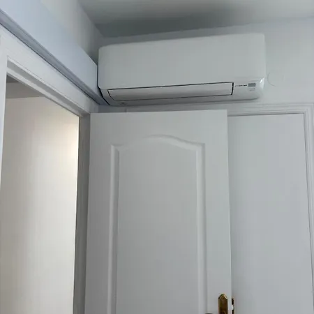 Sofia Holiday-150 M From Arenal And Free Parking *