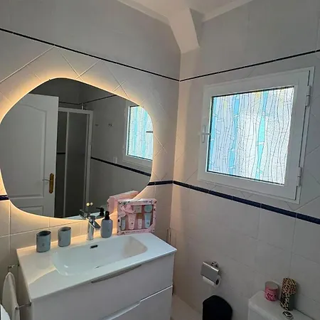 דירה Sofia Holiday-150 M From Arenal And Free Parking *
