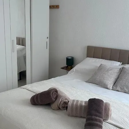 Sofia Holiday-150 M From Arenal And Free Parking *