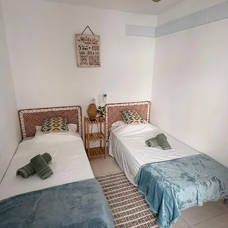 Sofia Holiday-150 M From Arenal And Free Parking דירה קלפה