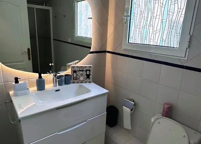 Sofia Holiday-150 M From Arenal And Free Parking Calpe